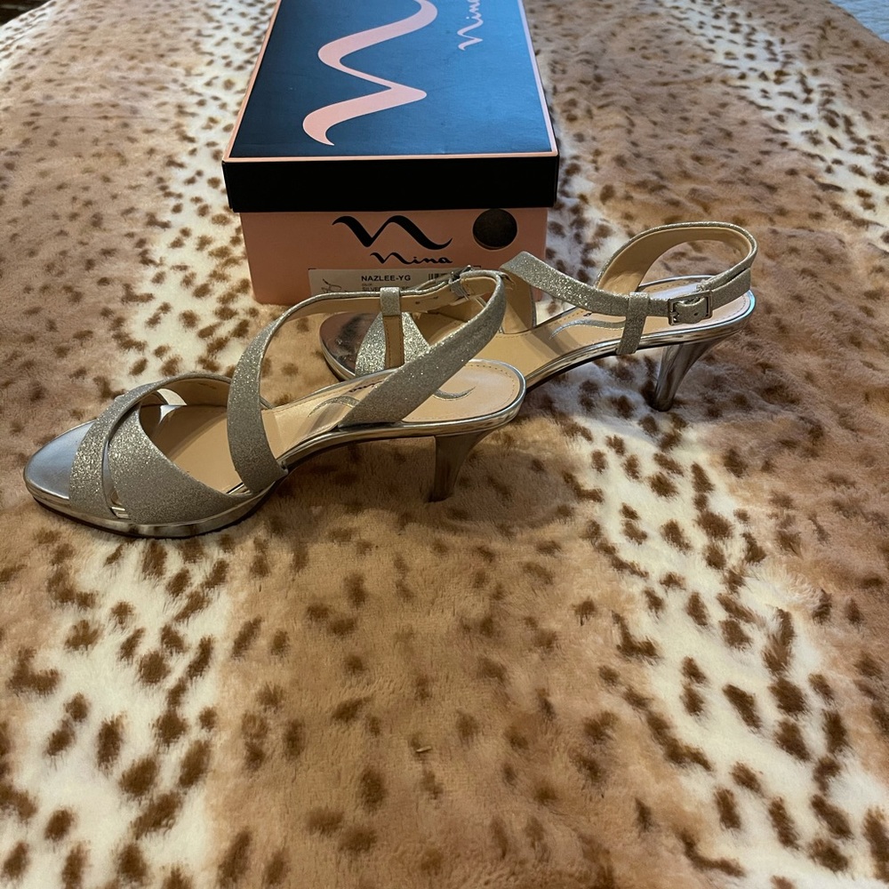 Nina silver refunded heels. - Picture 2 of 3